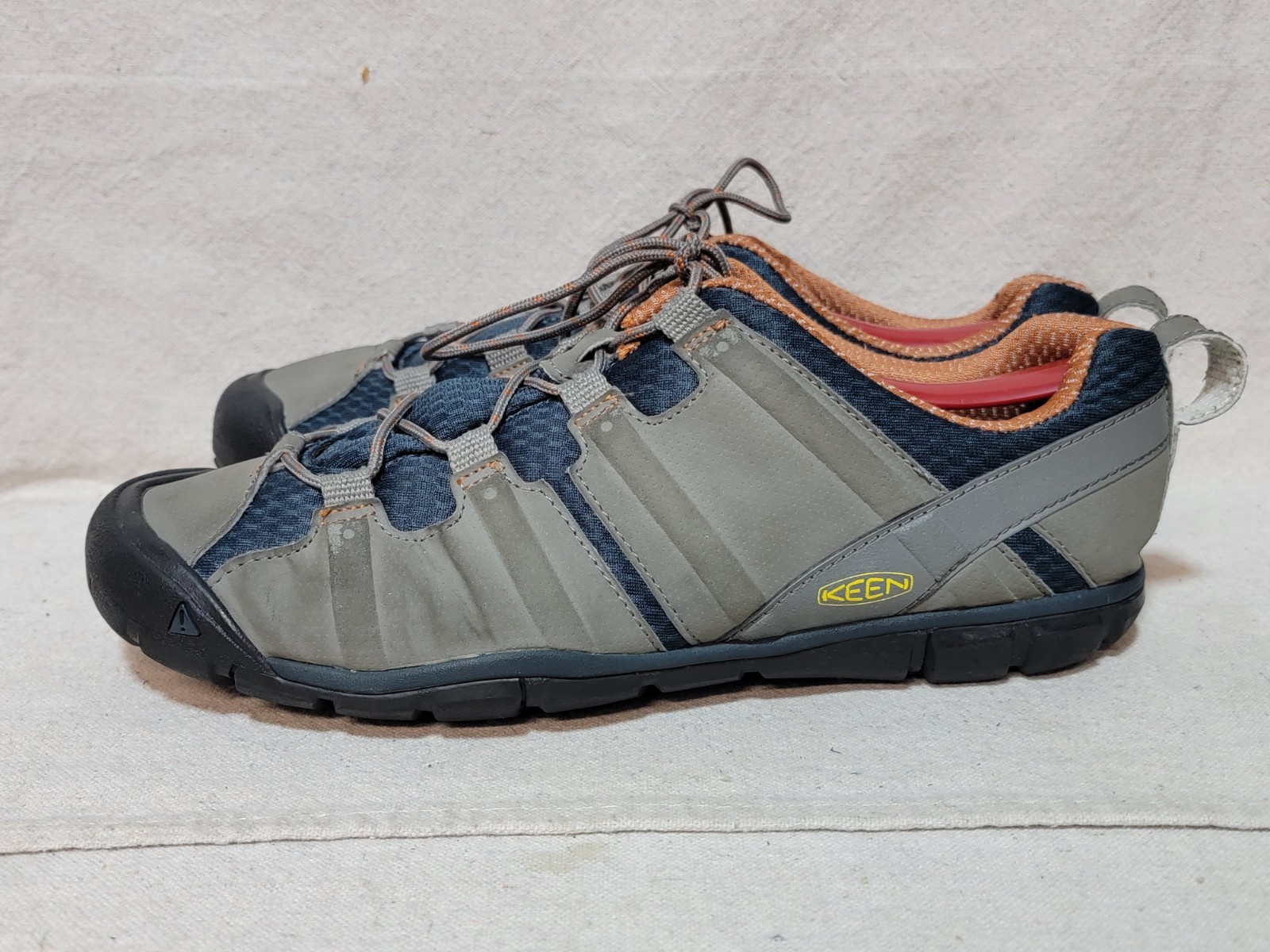 Scarpe da trekking cross training Keen Tunari CNX taglia 10 da uomo