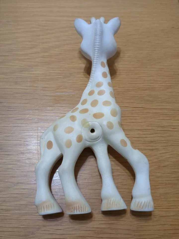  Sophie The Giraffe Rubber Squeaker Squeaky Teether Toy 7.5” Baby  - Image 4 of 4