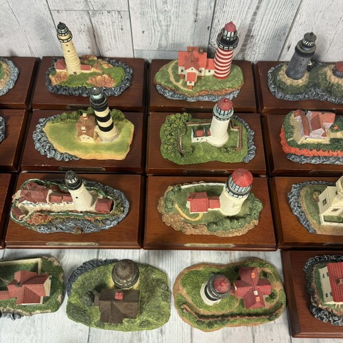 🌊Lighthouse Statue’s Wood Base • Landmark Collectibles Lot Of 19 - Picture 6 of 12