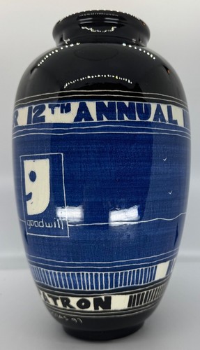Vintage Curras Bothers Art Pottery Vase Charity Golf Tournament 1997 By Goodwill - Picture 13 of 19