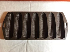 Vintage Unmarked Lodge C 27 Corn Cob Shaped Cast Iron Cornbread Pan