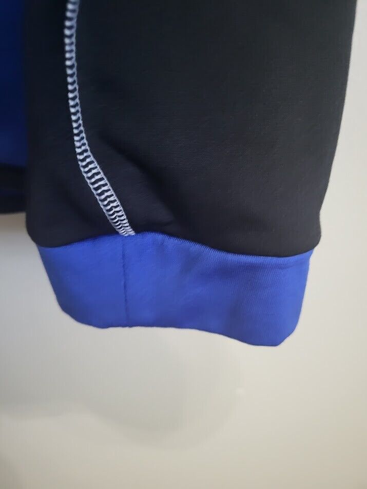 Picture 3 of 10