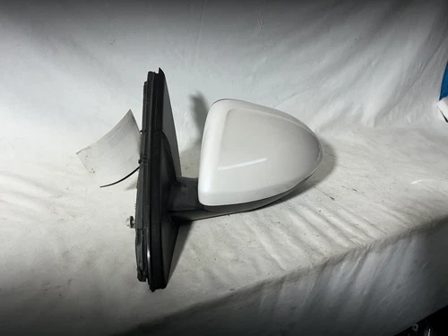 2018 - 2020 Buick Regal Door Mirrorr Left Driver Side WHITE FROST TRICOAT