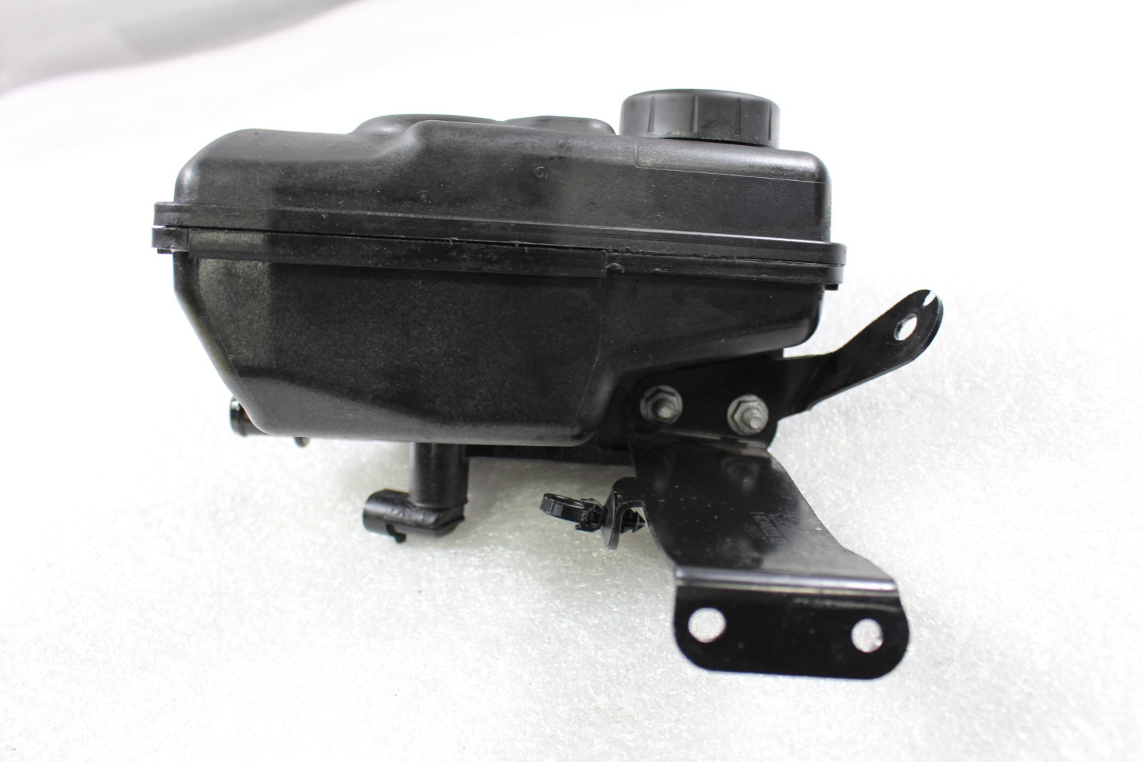 McLaren 720S, Power Steering Reservoir, Used, P/N 11D0117CP
