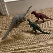  Natural History Museum Invicta Dinosaur Figures Bundle diplodocus damaged tail