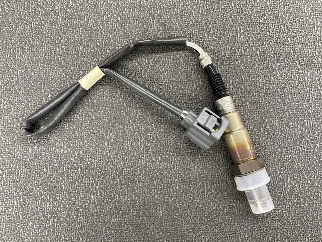 Sensor de oxigênio Mopar genuíno antes do catalisador esquerdo 56029085AA - Imagem 3 de 4