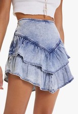 MOTHER The Ruffle Mini Skirt in Denim Size 28 188 NEW jb 
