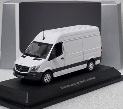 Mercedes Sprinter Kastenwagen W906 weiß 2013 1:43 Premium ClassiXXs B66004639