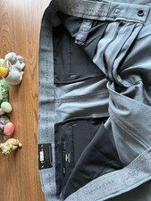 Greg Norman Gray Microfiber Stretch Dress Pants Men's Size 35 Flat Front