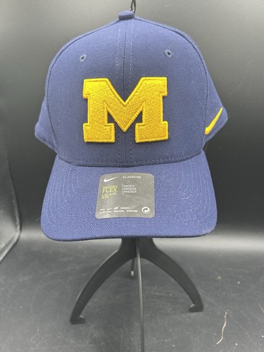 University of Michigan Wolverines Nike DriFit Mütze Classic 99 blau tailliert L/XL neu mit Etikett