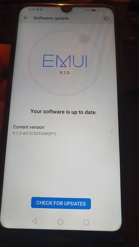 Cellulare Huawei Y6 2019 - 32GB - Sapphire Blue 6.09" (Sbloccato) - Immagine 3 di 4