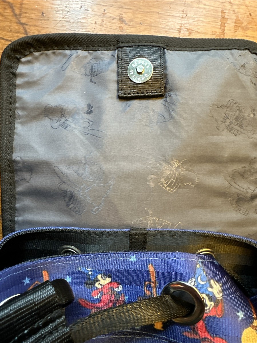 【Loungefly】Disney ミッキー サーカス ベルトバッグ&ポーチ Loungefly】Disney ミッキー サーカス ベルトバッグ&ポーチ