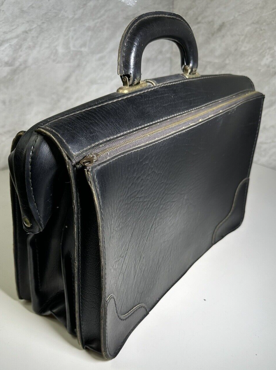 Vintage Doctors Bag Briefcase Leather Black Case 2 Keys SEE DESCRIPTION