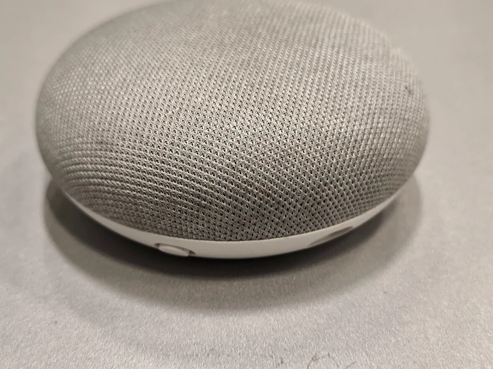 Google Nest Mini H0A Heim Smart Sprache Assistent Silber Nicht Working Für Teile - Bild 3 von 4