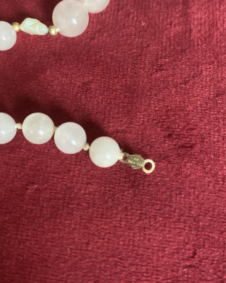 "Brazalete vintage de cuarzo rosa y perlas cultivadas de oro amarillo de 14 kt de 7 1/2""" Foto 2 de 4