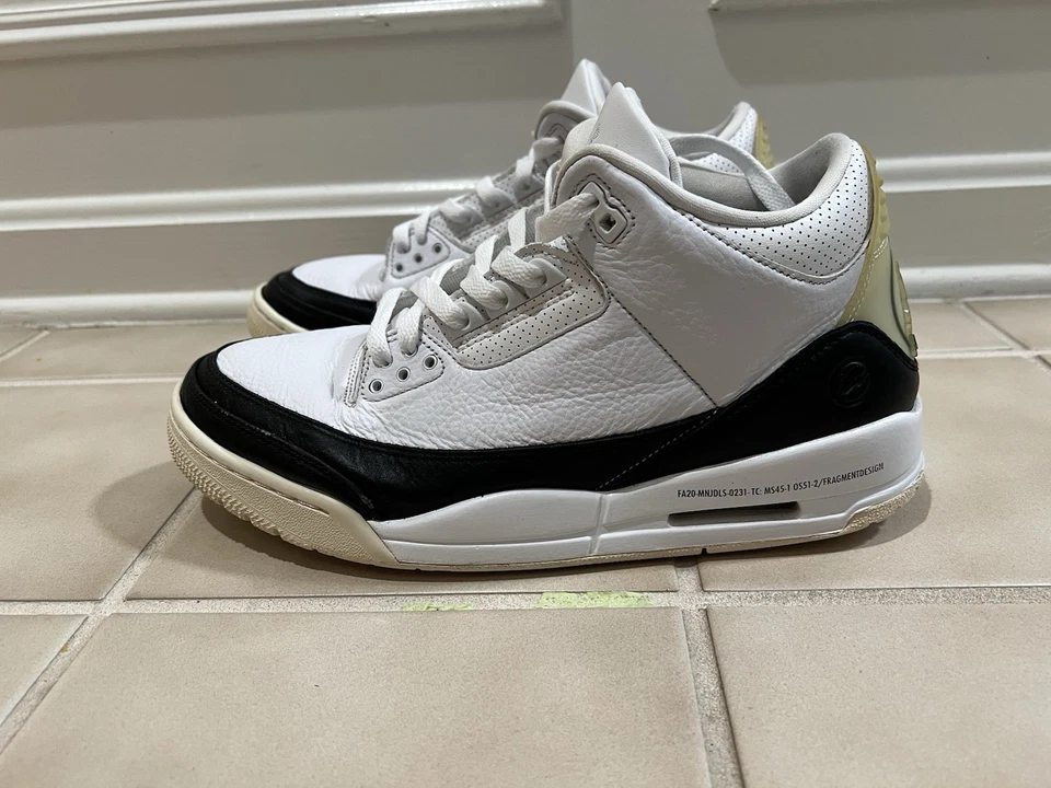 Talla 10.5 - Jordan 3 Retro SP x Diseño Fragmento Blanco Medio 2020 Foto 3 de 4