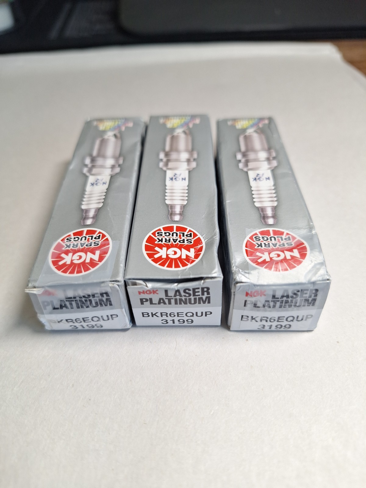 Pack Of 3 Genuine NGK Laser Platinum Spark Plugs. BKR6EQUP 3199