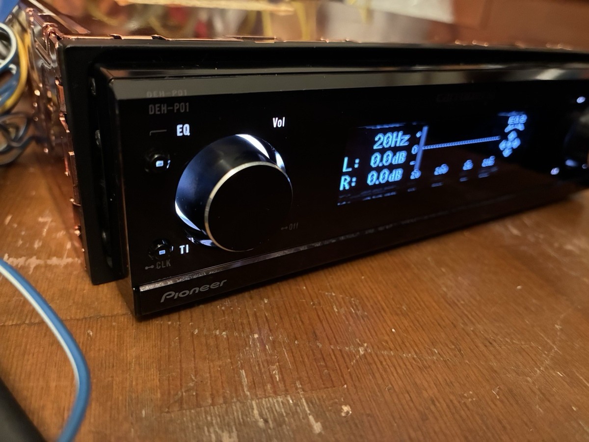 Pioneer carrozzeria(カロッツェリア)DEH-P01 Pioneer Carrozzeria Deh-p01 Cd Cd-r/rw Usb Iphone Ipad Aux w