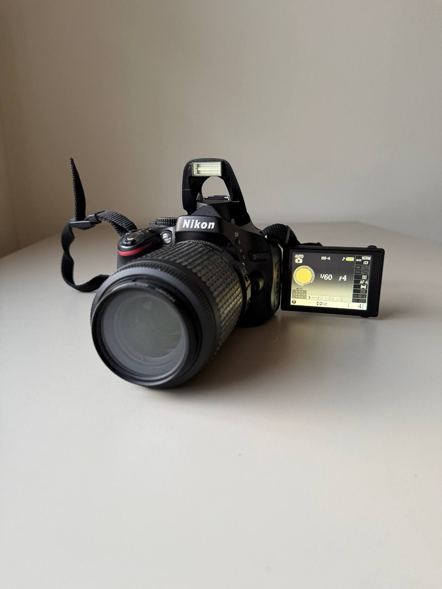 Nikon D5100 Digital SLR Camera w/ Nikkor DX AF-S VR 55-200mm ED