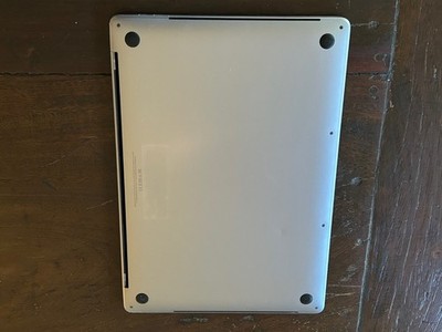MacBook Pro 2019 15'' Intel 1TB 16GB RAM - Slight wear, still workhorse