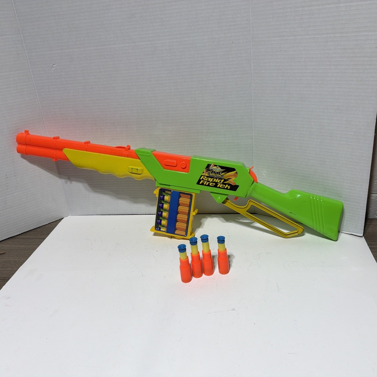 Vintage 2005 Buzz Bee 