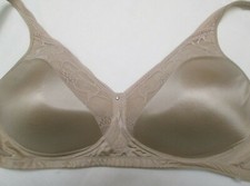 PLAYTEX NUDE WIRE FREE LACE LIGHTLY PADDED ADJUST STRAPS 3-HOOK BACK BRA 42D EXC