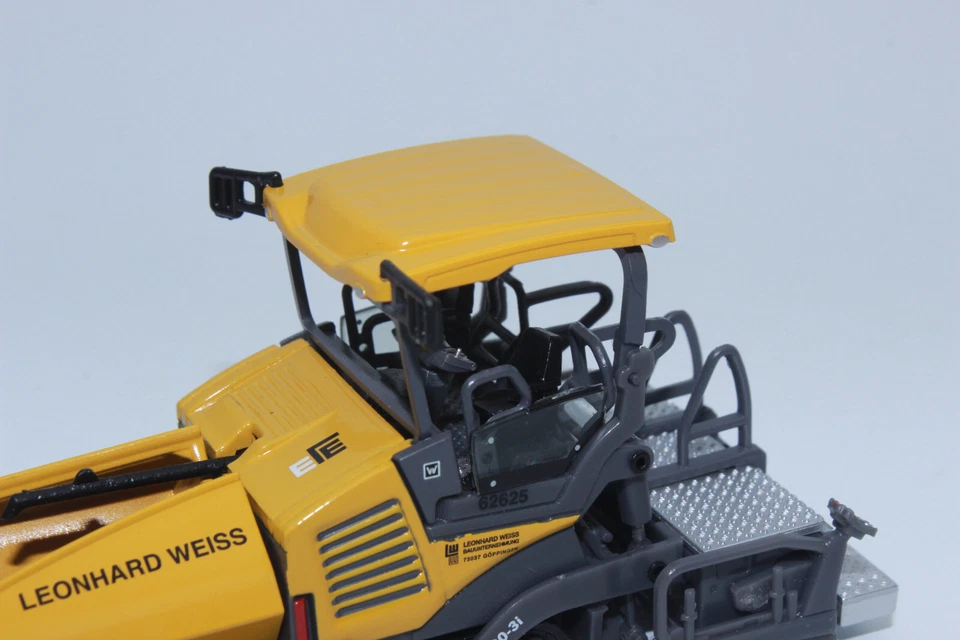 Wiking 038914 Claas Lexion 760 Combine V 1050 Grain Header H0 New IN Boxed - Image 4 of 4