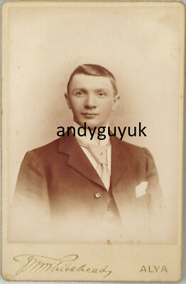 SCHRANKKARTE JUNGER GENTLEMAN VOM KÜNSTLER JOHN M WHITEHEAD ALVA SCHOTTLAND GUTAUSSEHEND