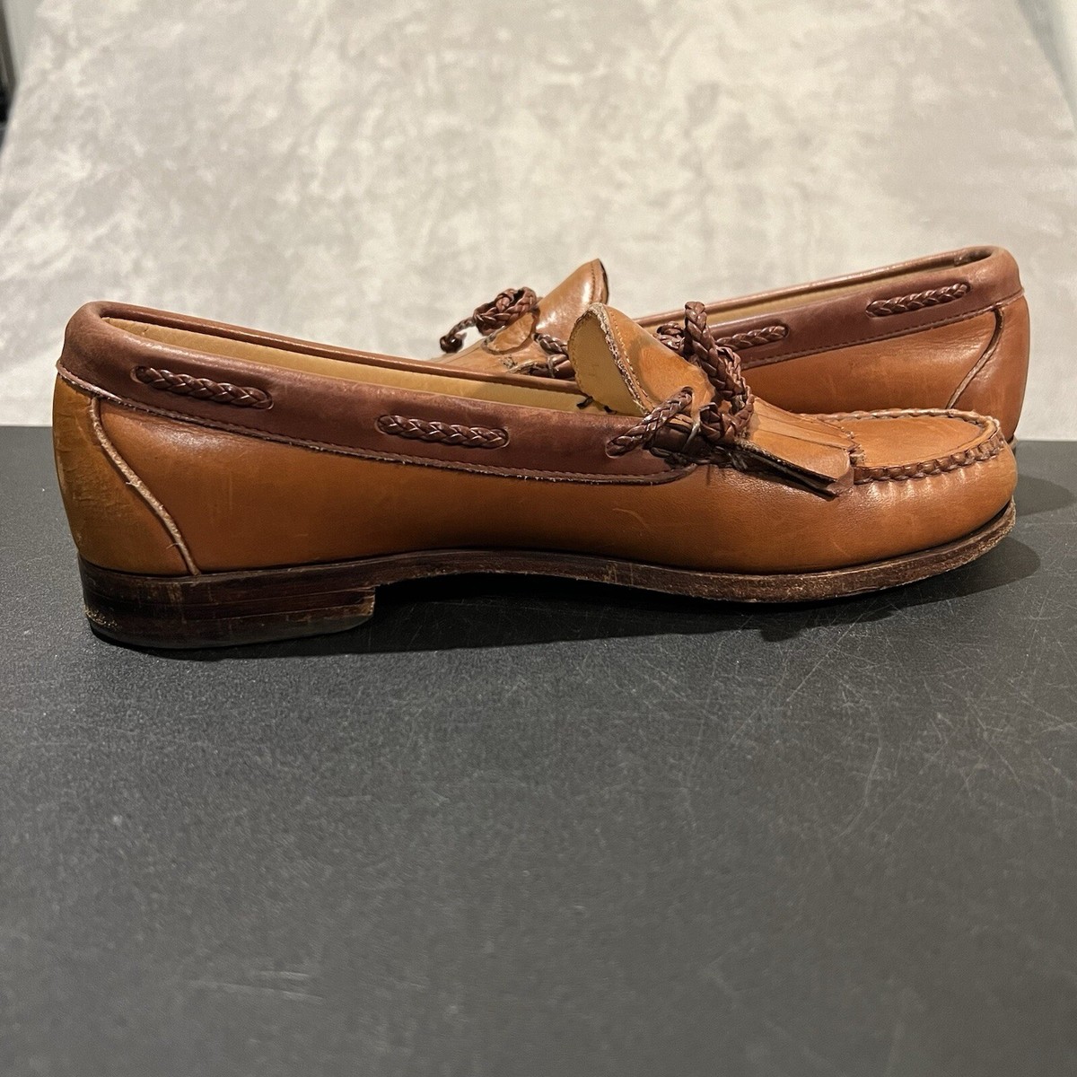 Men’s Allen Edmonds Dark Tan Leather Kiltie Tassel Loafers Size 10.5B Allen Edmonds Nashua Two Tone Slip On Kiltie Tassel Loafer  main image 2