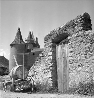 Wine barrel on handcart at Aigle Castle 1954 1950s Swiss German Old Photo