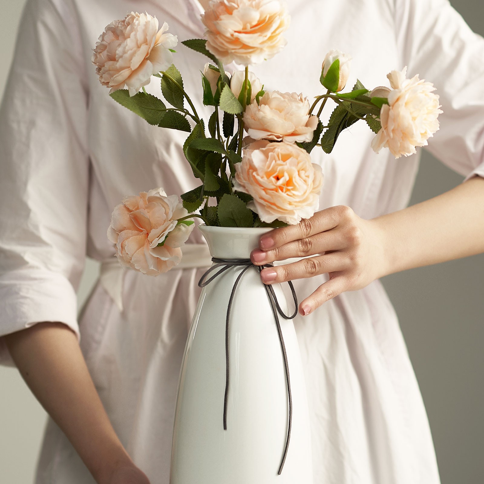 Flat Leather Cord, 3.3 Yard 4mm Leather String Strips for DIY Crafts Khaki