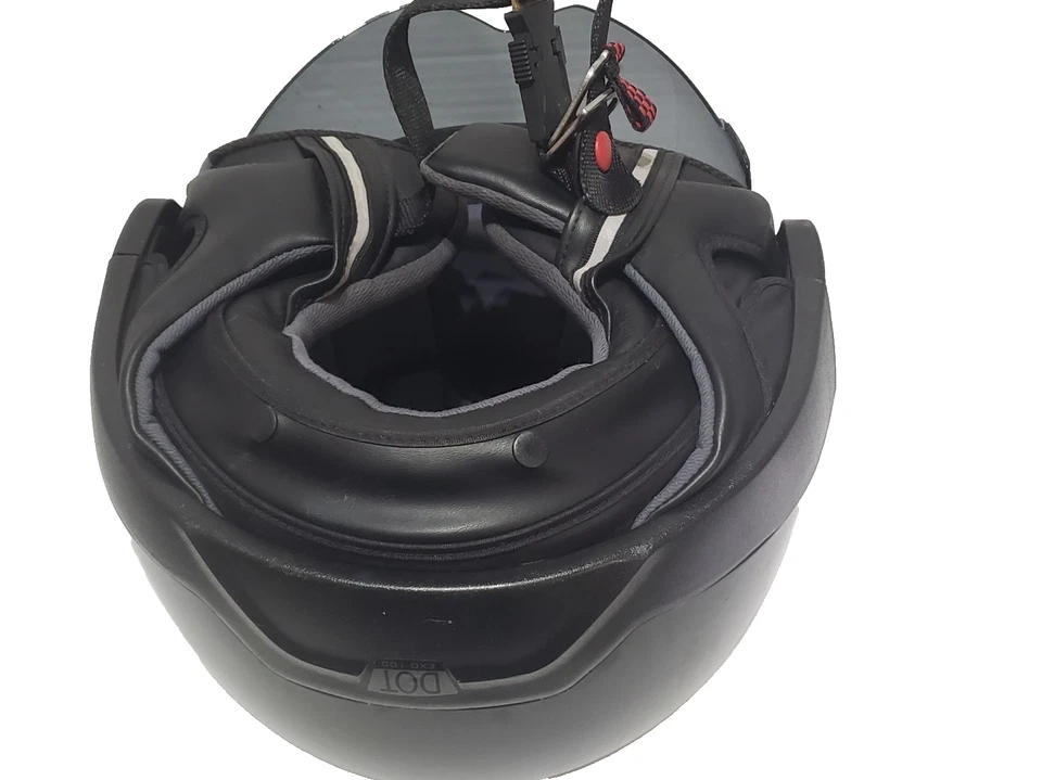 Scorpion Exo-100 黑色半头盔收回阴影带光泽带手提箱 — 第 4/4 张图片