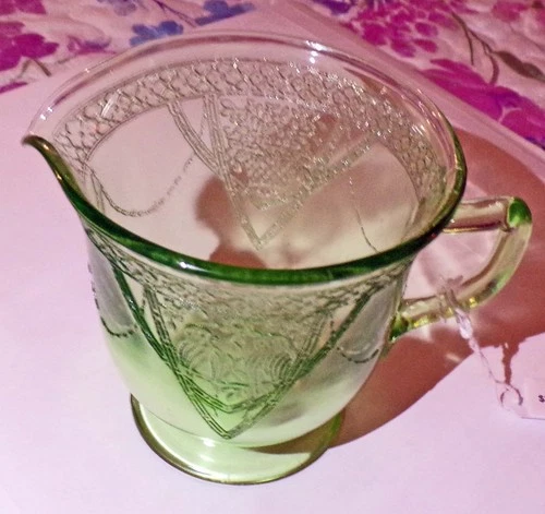 Georgian/Lovebirds Pattern Green Uranium Creamer