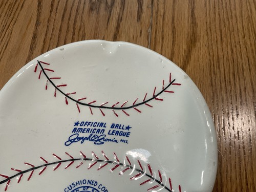 1950’s Spalding Official Baseball Shaped Ceramic Ashtray 7 Inch Round American - Picture 2 of 10