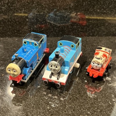 Thomas And Friends misc. mini mixed  Lot Of 3 
