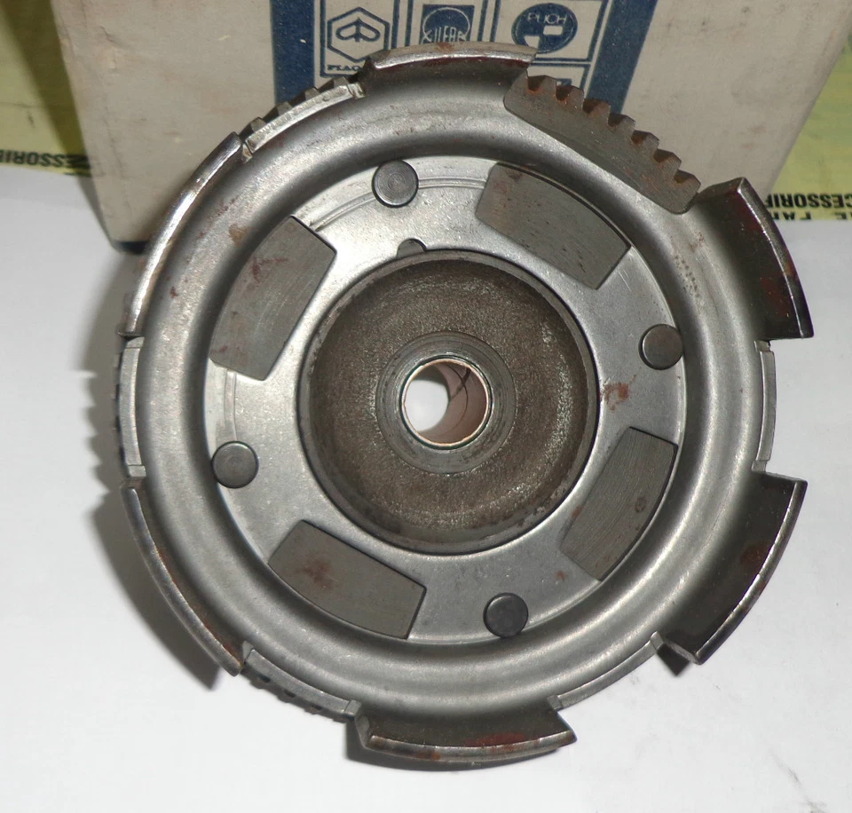 CAMPANA D'Embrayage VESPA ORIGINALE PIAGGIO 286946 - Photo 1/1