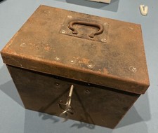 sabepha galliat paris truhe Hamburg Selten Safe Schließfach