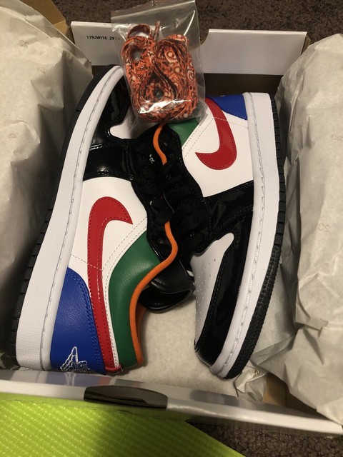 white hyper royal red jordan 1