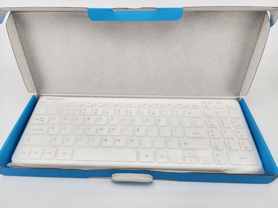 Wireless Bluetooth Keyboard • White • Bluetooth Only, No Dongle - Image 3 of 4