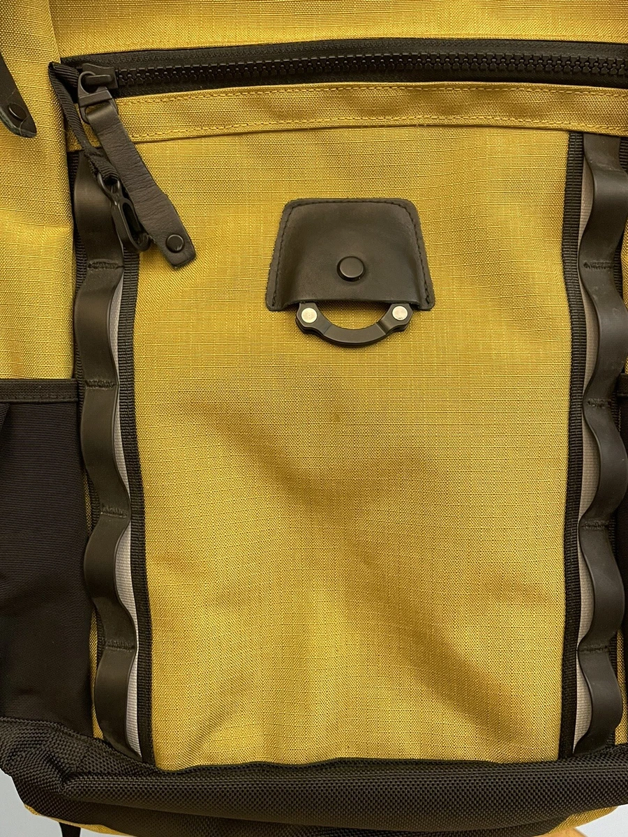 Oakley voyage cheap 2.0 backpack