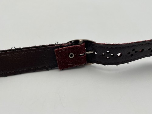 Vintage Womens Burgundy Leather Suede Belt Size 6 32” Long 60s/70s - Picture 4 of 6