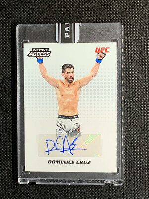 UFC　ドミニク・クルーズ　ブラックプリズム　メモラビリアカード　psa9 s-l400.jpg