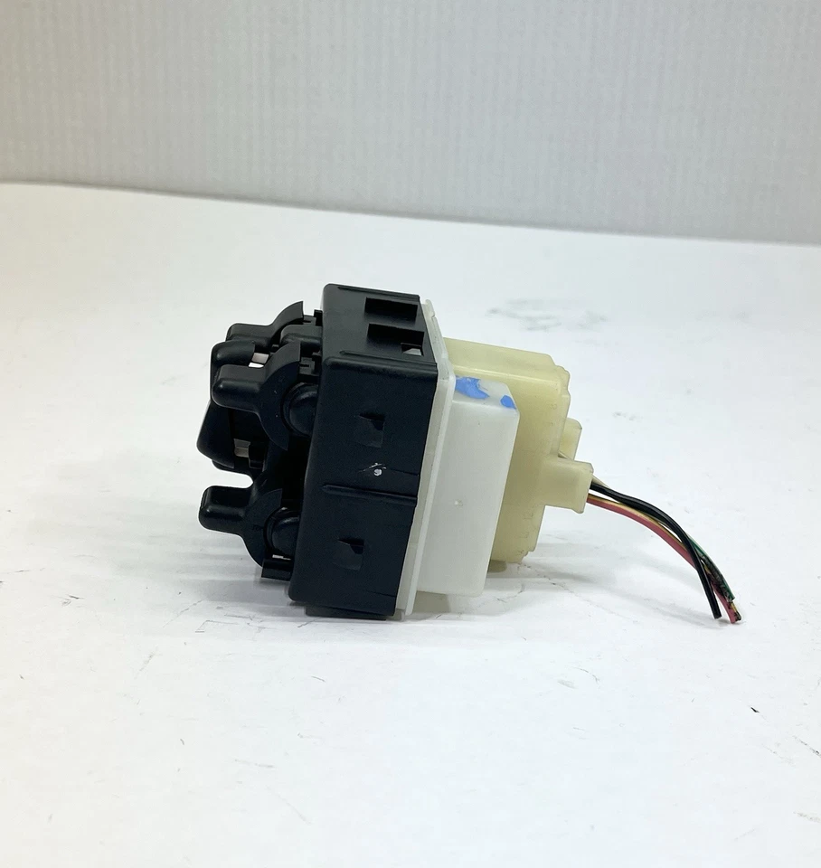 Interruptor de ventana eléctrica delantero convertible negro Chrysler PT Cruiser Master 2006-2008 Foto 2 de 4