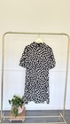 Ann Taylor Etuikleid schwarz weiß Herzmuster Kurzarm Stehkragen Gr. S