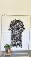 Ann Taylor Black White Heart Pattern Short Sleeve Mock Neck Shift Dress Sz S
