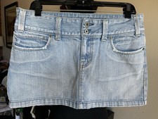 Y2K American Eagle Micro Mini Jean Skirt Size 8 Lightwash Low Rise Denim Mini