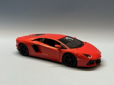 1:24 Maisto Lamborghini Aventador LP700-4 Orange Model Car