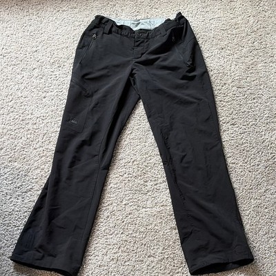 REI  Women s Black Flat Front Pants Size 2  Petite Button Zip Slash Pockets