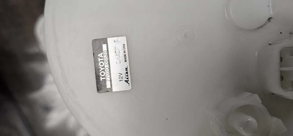 Original Brand new Toyota Camry 2018 Fuel Pump Assembly. - Image 2 of 4