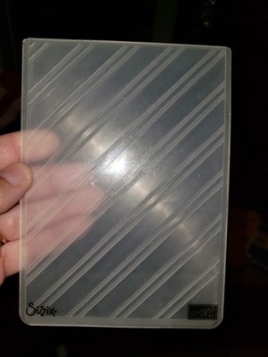 Stampin Up Big Shot Stylish Stripes Textured Embossing Folder 132174 Candy Canes